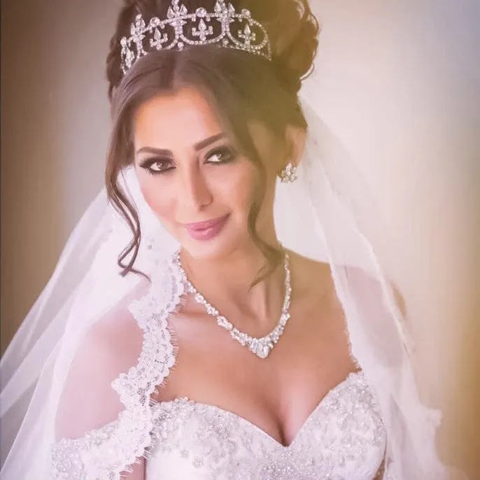 Crystal Tiara Veil Portrait