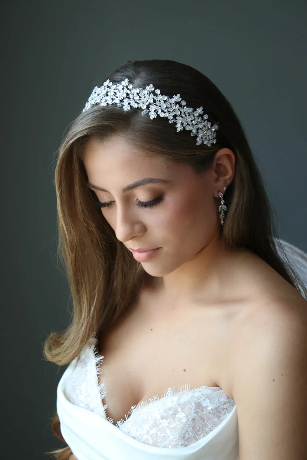 Bridal headpiece 14