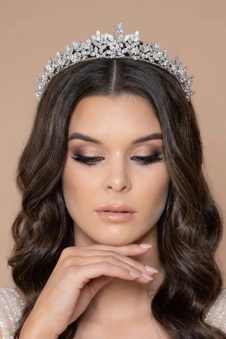 Bridal headpiece 16