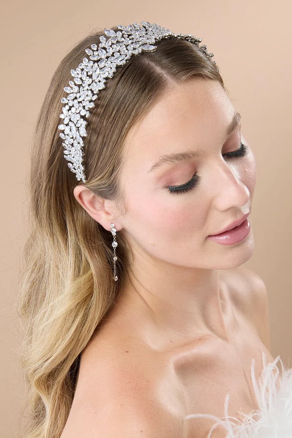 Bridal headpiece 18